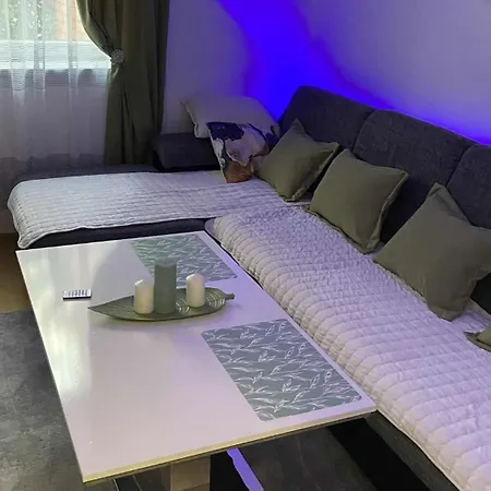 Apartment Vera Cozy In The Center